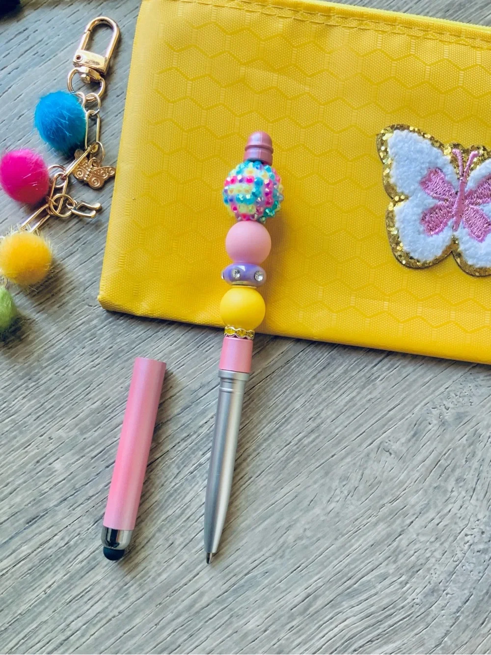 NEW📚 Hand Crafted Beaded Stylus Pen, Bag Charm & Pouch Set OS